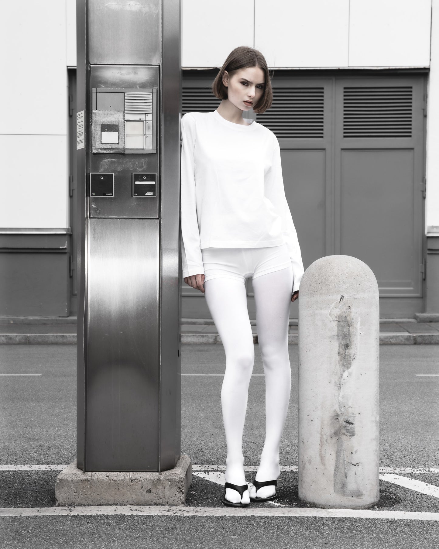 WHITE PRINTED LONGSLEEVE