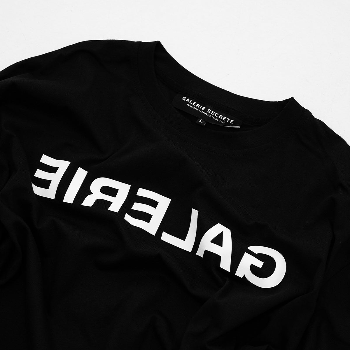 BLACK PRINTED T-SHIRT