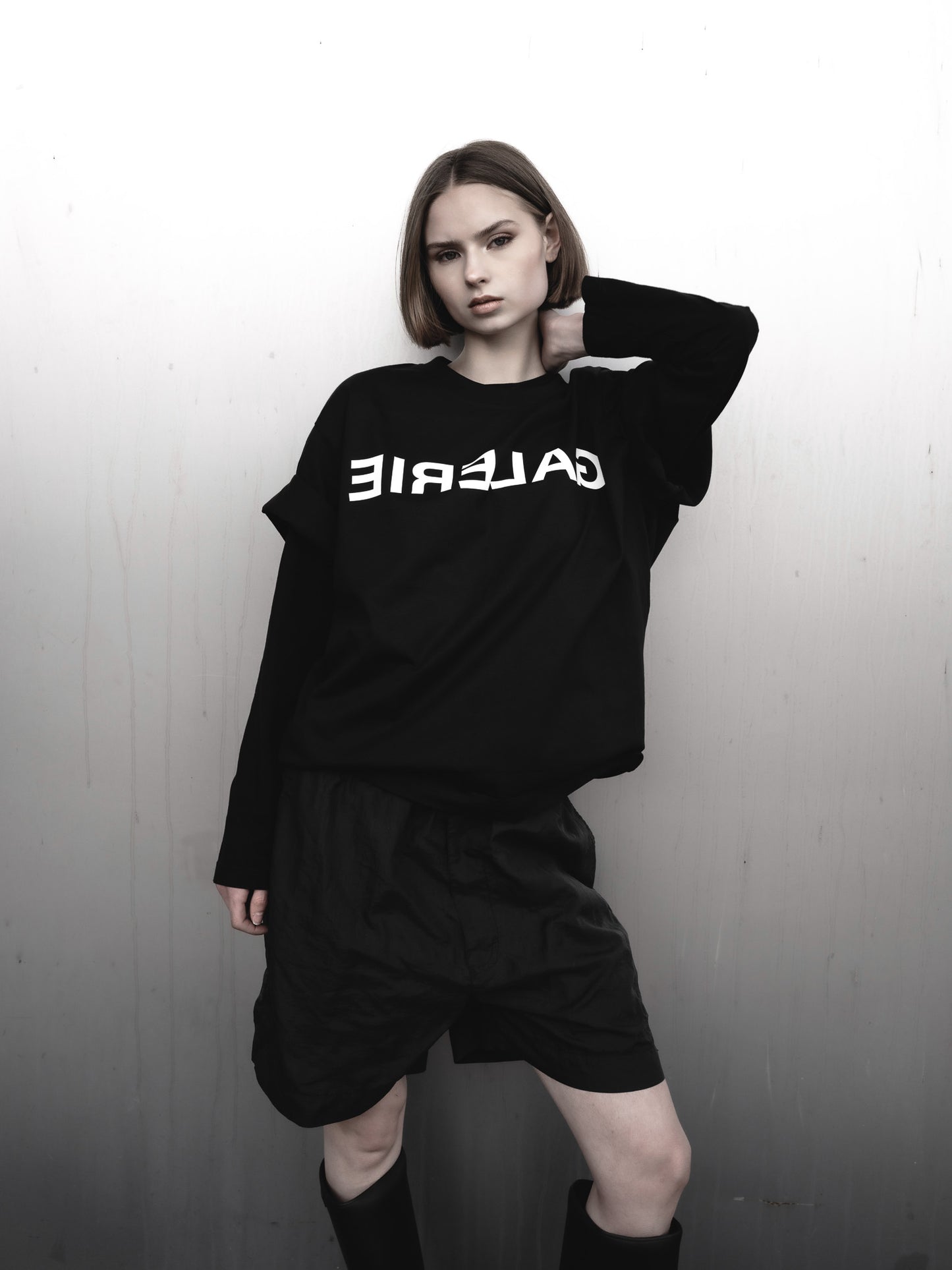BLACK PRINTED T-SHIRT