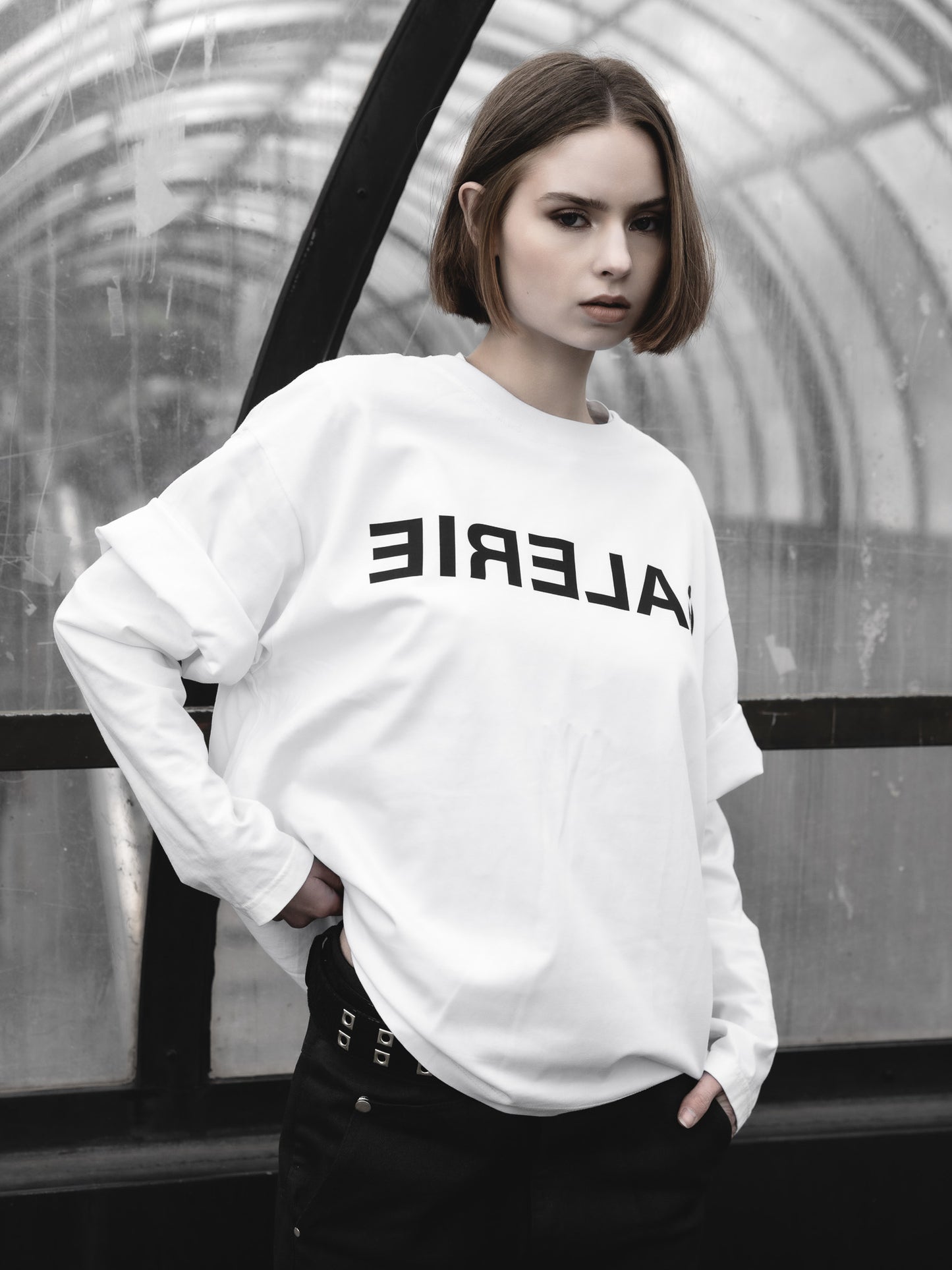 WHITE PRINTED T-SHIRT