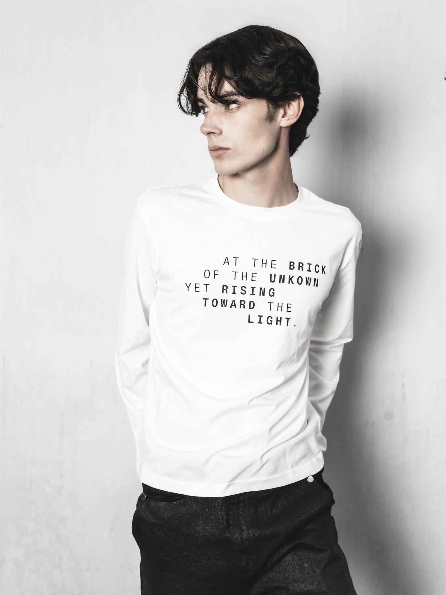 WHITE PRINTED LONGSLEEVE